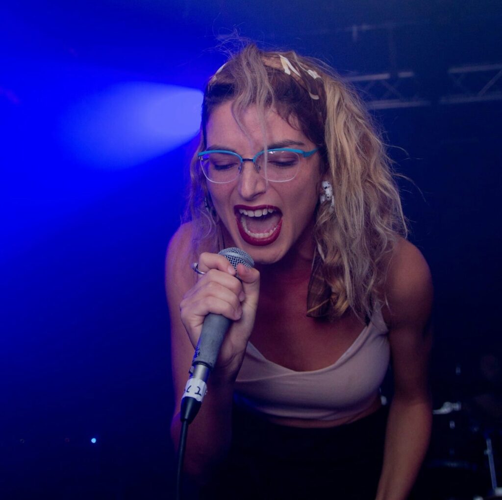 שי הוכברג - צרחנות נבונה